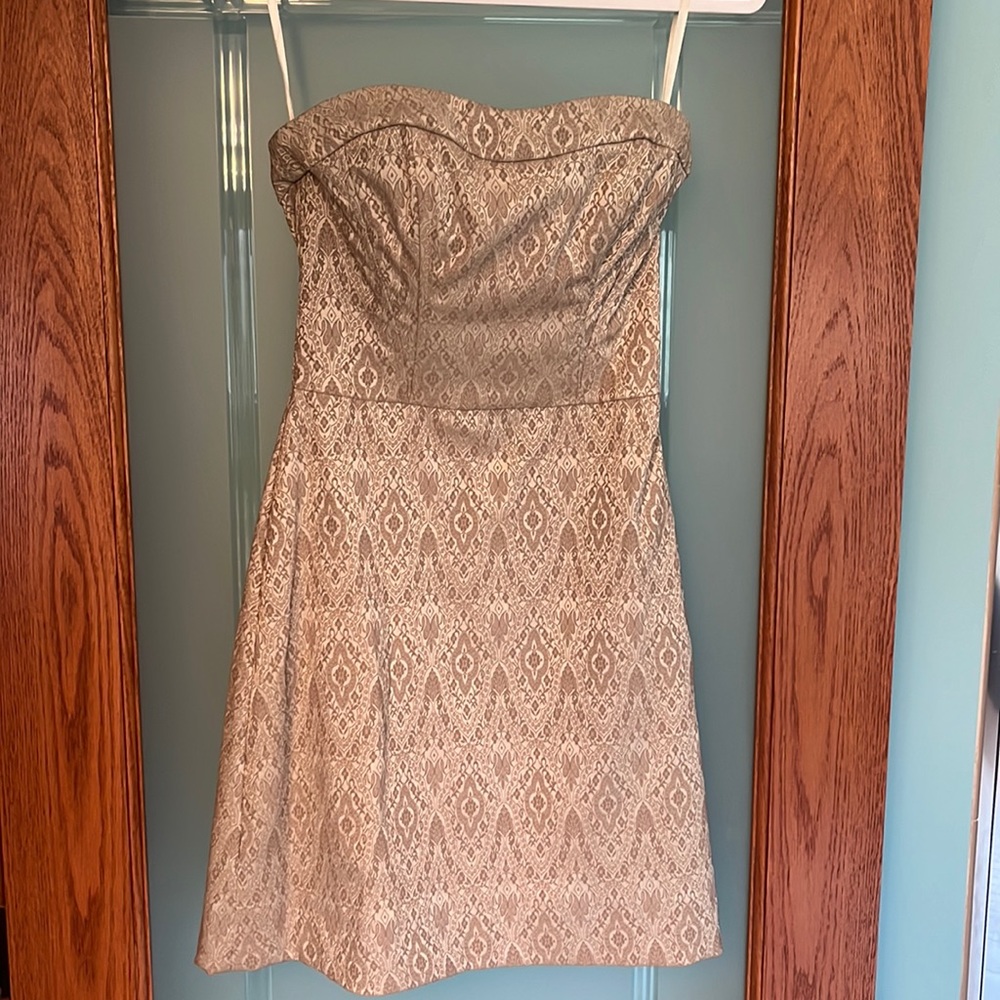 White House black market gold dress size 0